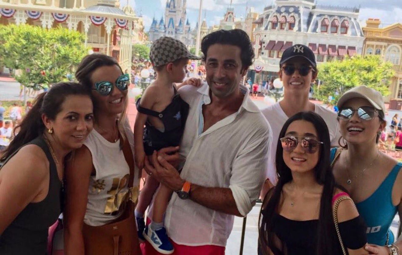 Adibe Cimed e Família